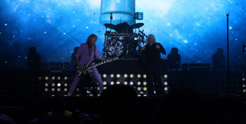 Queda para la historia el concierto de Def Leppard en León