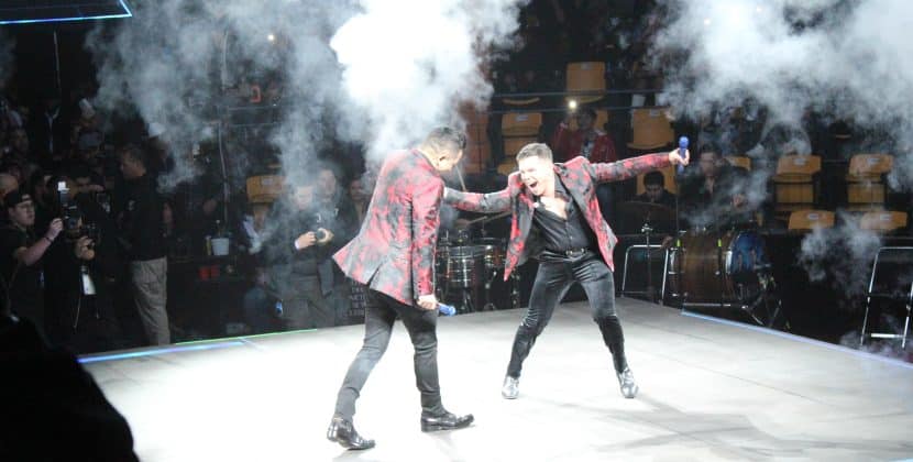 Abarrotan el palenque de león Jorge Medina y Josi Cuen