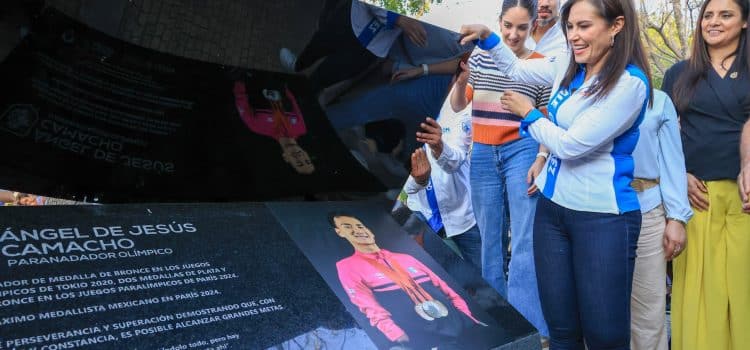 Inauguran el centro acuático “Angel Camacho” 