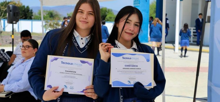 CECyTEG empodera a sus estudiantes