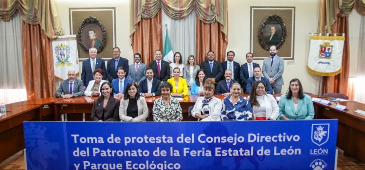 Toma protesta nuevo consejo directivo de la feria de león 2025-2028