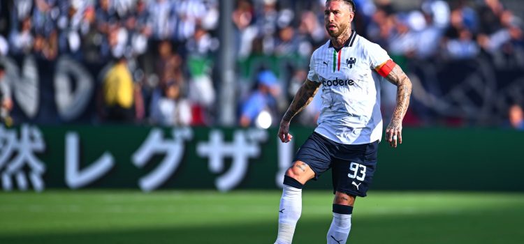 Monterrey clasifica a octavos al vencer 4-0 a Urawa