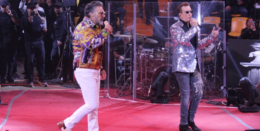 Emmanuel y Mijares conquistan el Palenque de León