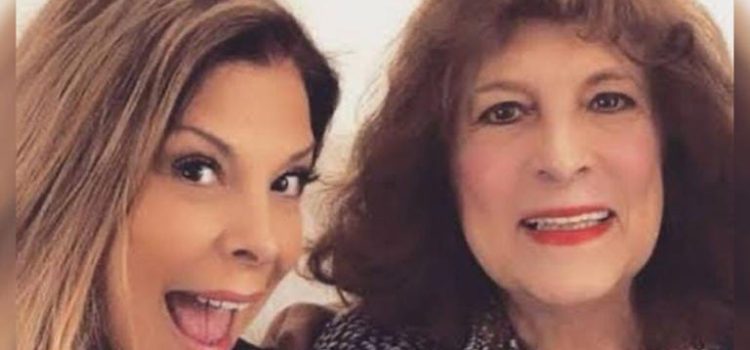 Muere la cantante mexicana Lucha Moreno