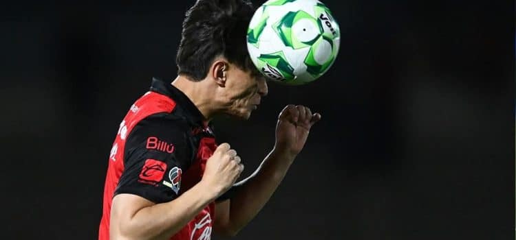 Noche para Xolos, ganan y regresó Gilberto Mora